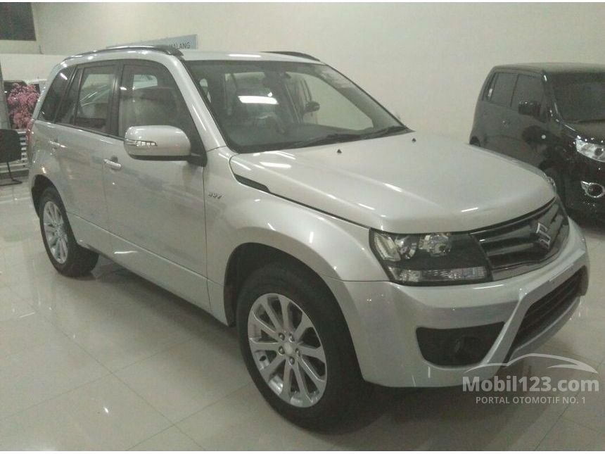 Jual Mobil Suzuki Grand Vitara 2016 2.4 2.4 di Jawa Timur 