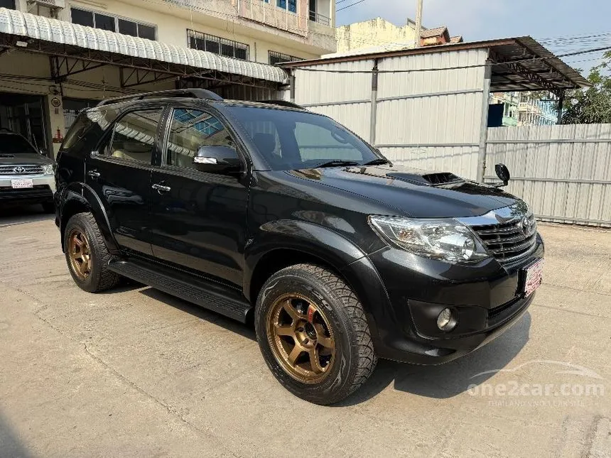 2013 Toyota FORTUNER V SUV