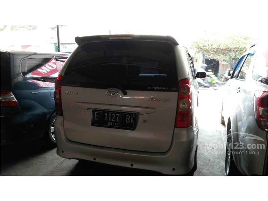 Jual Mobil  Daihatsu  Xenia  2006 Xi 1 3 di Jawa Barat Manual 