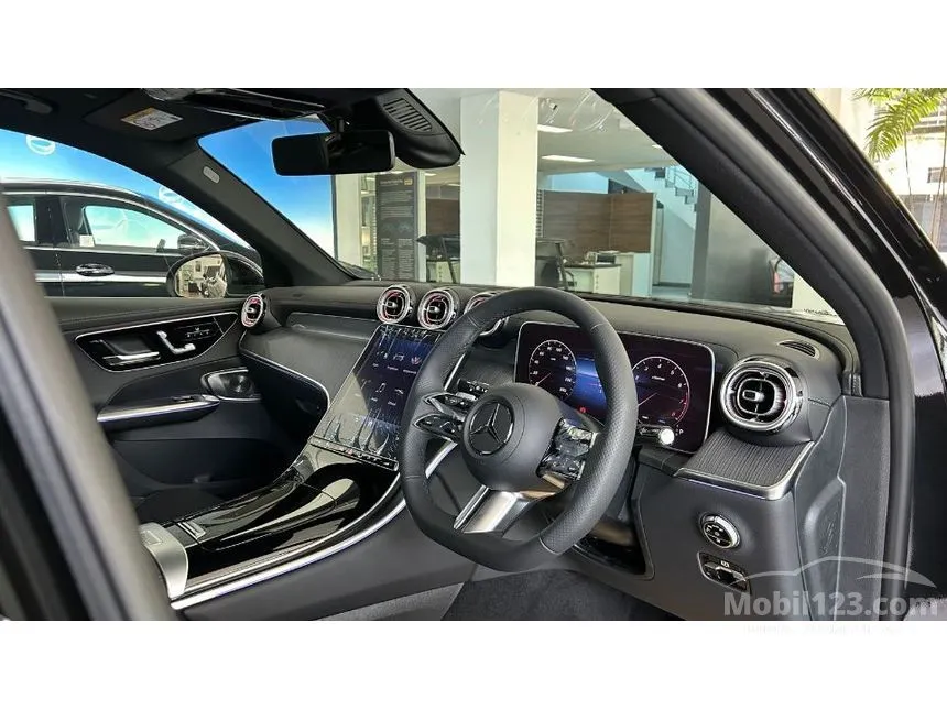 2025 Mercedes-Benz GLC300 AMG Line 4MATIC SUV