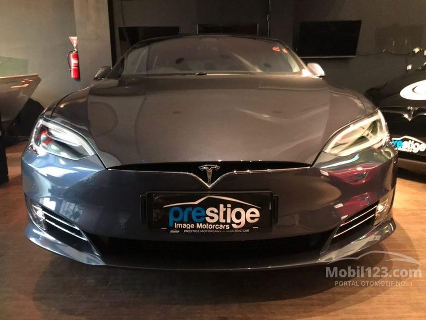 Jual tesla outlet model s