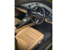 2017 Porsche 718 2.0 Cayman Coupe