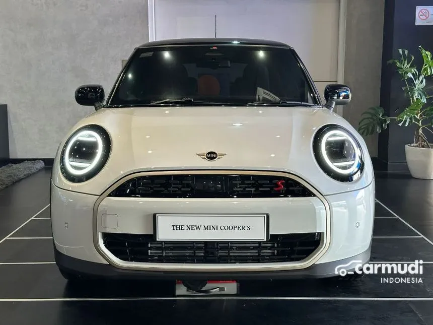 2024 MINI Cooper S 3 Door Hatchback