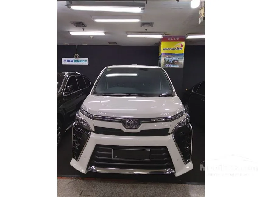 Jual Mobil Toyota Voxy 2019 2.0 di DKI Jakarta Automatic Wagon Putih Rp 380.000.000