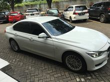 2013 BMW 320i 2.0 Luxury Sedan