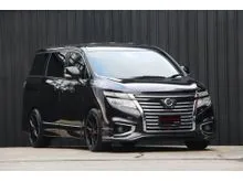 2015 Nissan ELGRAND 2.5 (ปี 10-15) High-Way Star Van