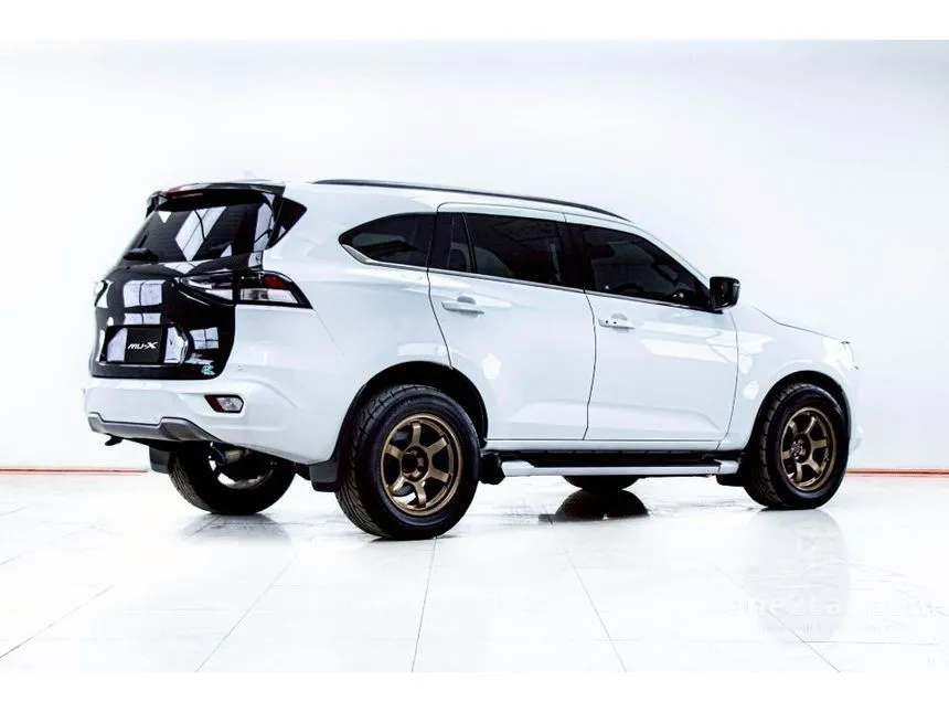 2021 Isuzu MU-X Ultimate SUV