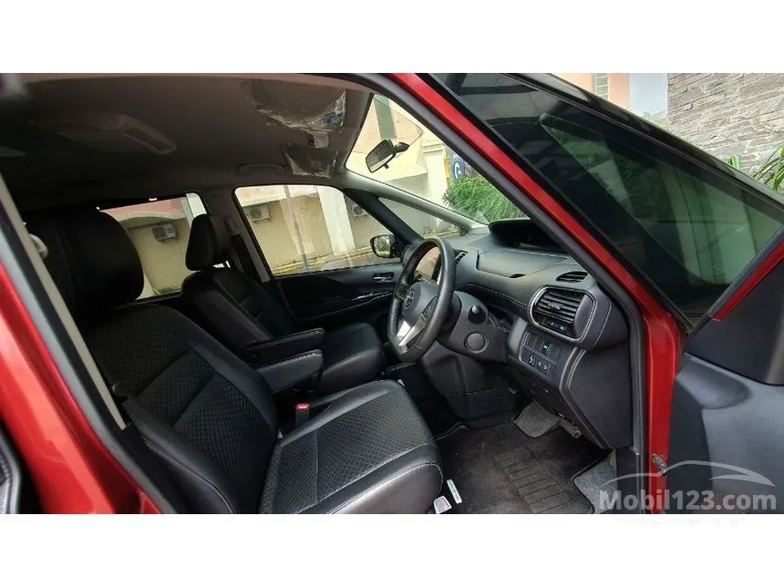 2022 Nissan Serena Highway star (1 Tone) MPV