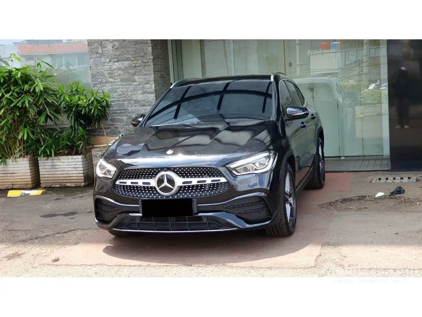 2022 Mercedes-Benz GLA200 AMG Line SUV