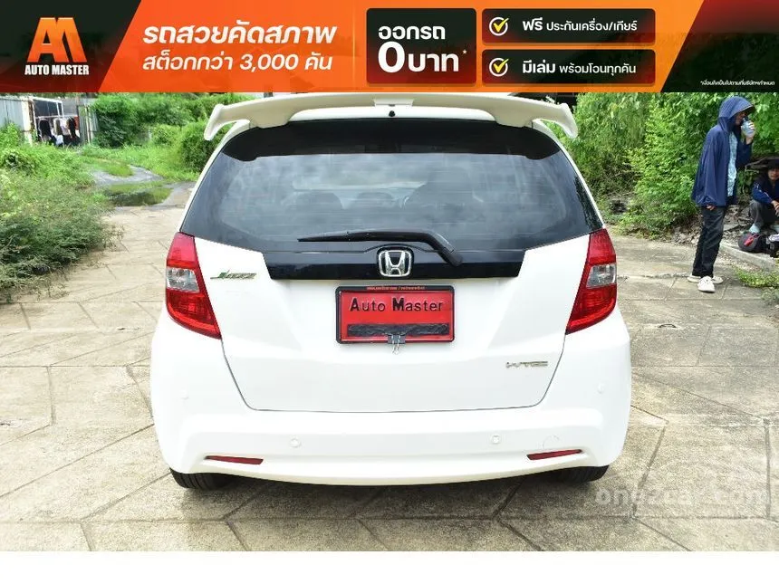2012 Honda JAZZ V Hatchback