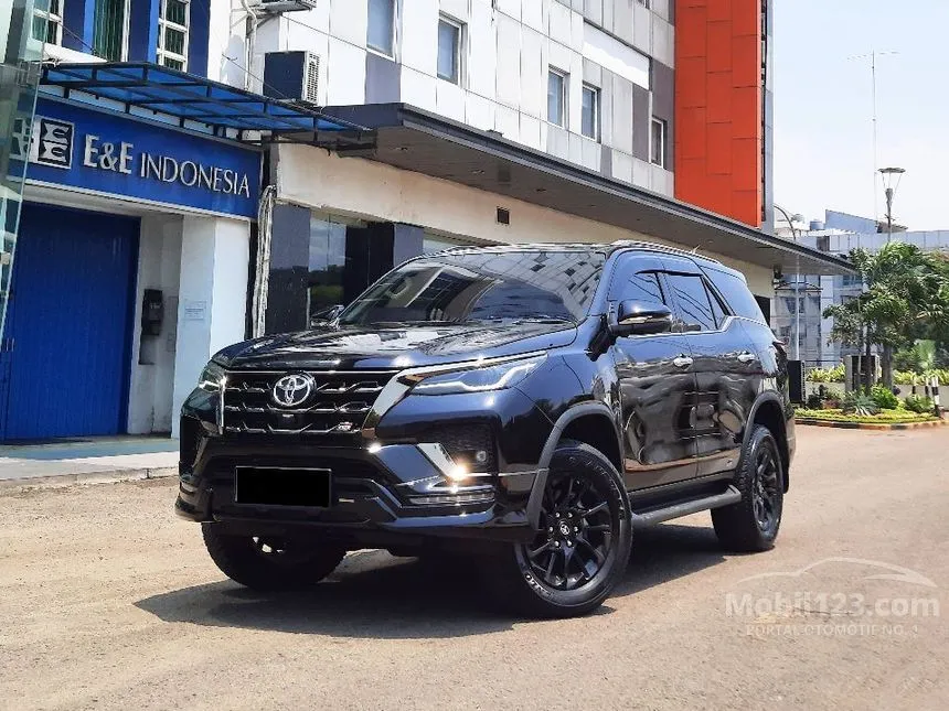 2022 Toyota Fortuner GR Sport 4X2 SUV