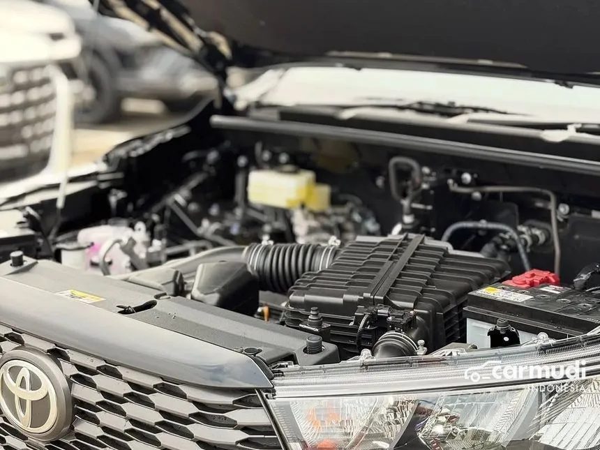 2025 Toyota Kijang Innova Zenix G HV (Non Premium Color) MPV