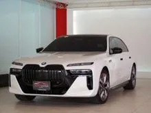 2024 BMW M760e 3.0 G70 (ปี 22-30) xDrive Sedan