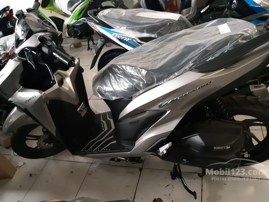 Jual Motor  Honda  Vario  2019  150 0 2 di DKI Jakarta 