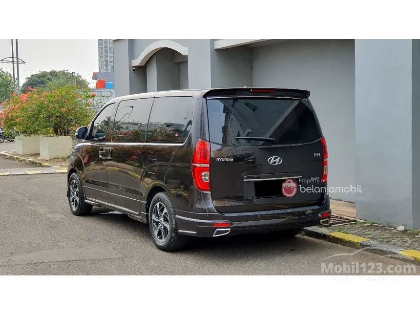 2021 Hyundai H-1 Royale Limited MPV