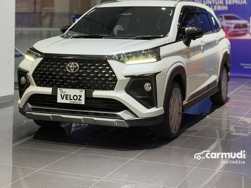 2026 Toyota Veloz V HEV MPV