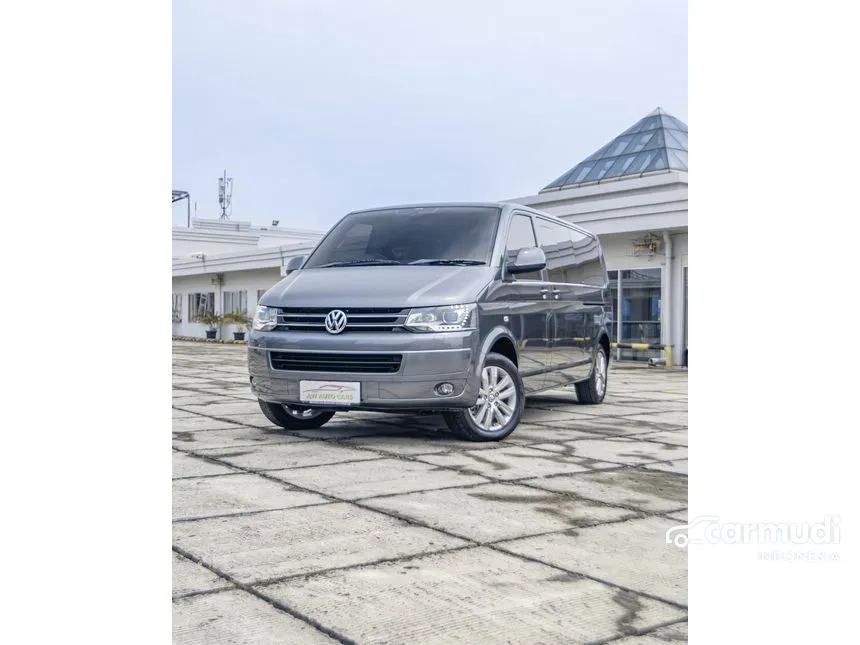 2013 Volkswagen Caravelle LWB Van