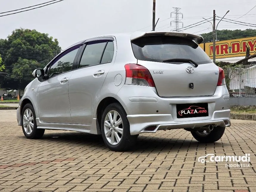 2012 Toyota Yaris E Hatchback