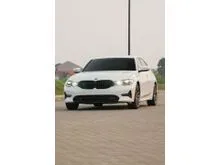 2020 BMW 320i 2.0 Sport Sedan New Model (G20) White on Black Odo 29 Rb (TERMURAH)