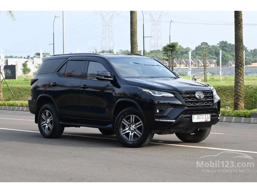 2023 Toyota Fortuner G 4X2 SUV