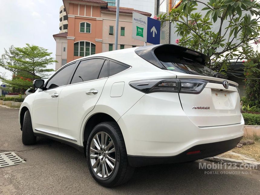 Toyota harrier xu60