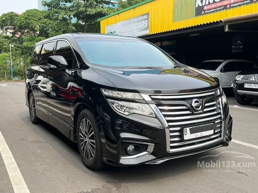 2014 Nissan Elgrand Highway Star MPV