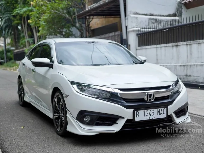 2017 Honda Civic ES Sedan