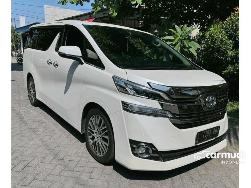 Jual Mobil Toyota Vellfire 2015 G 2.5 di Jawa Timur Automatic Van Wagon Putih Rp 665.000.000