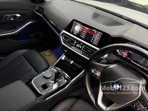 2022 BMW 320i 2.0 M Sport Sedan