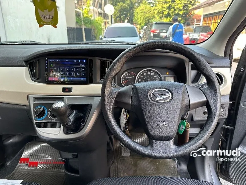 2019 Daihatsu Sigra R Deluxe MPV