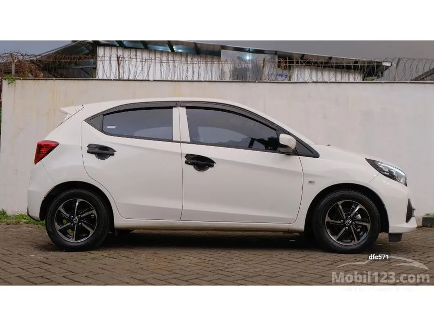 2024 Honda Brio Satya E Hatchback