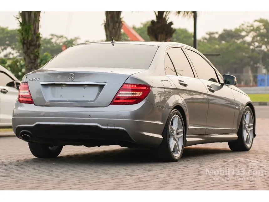 2012 Mercedes-Benz C250 CGI Sedan