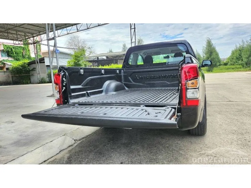 2021 Mitsubishi TRITON GL Mega Cab Pickup