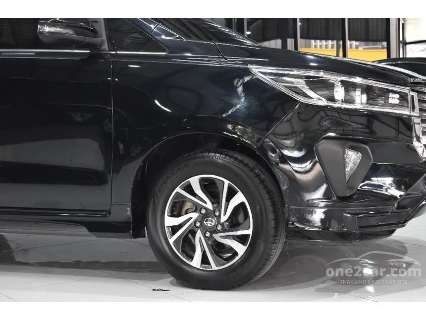 2021 Toyota INNOVA Crysta Wagon