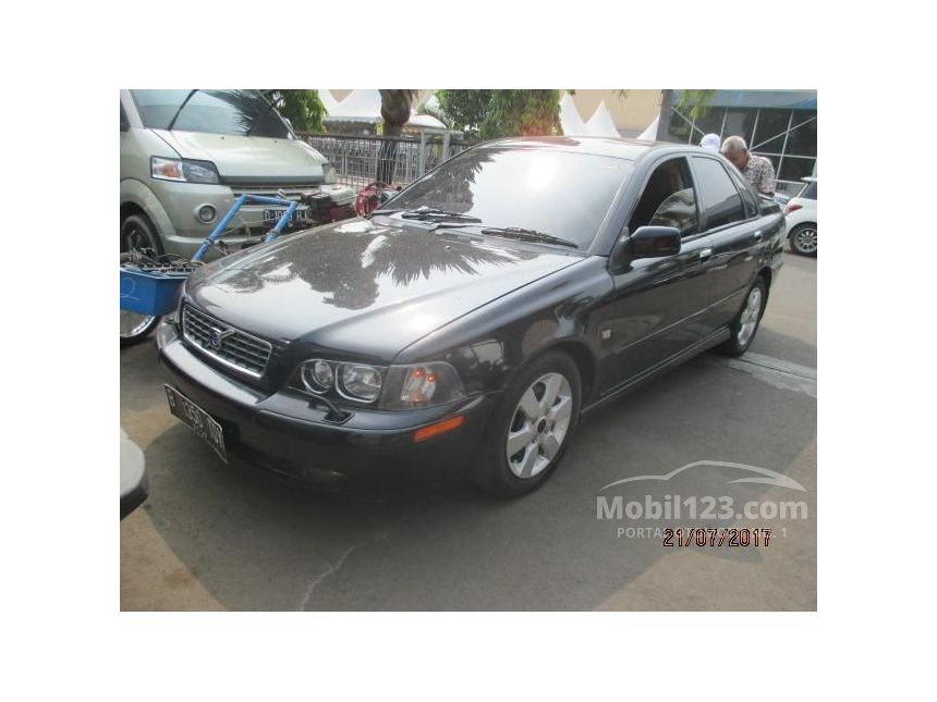 Jual Mobil Volvo S40 2003 Turbo 1.9 di DKI Jakarta 