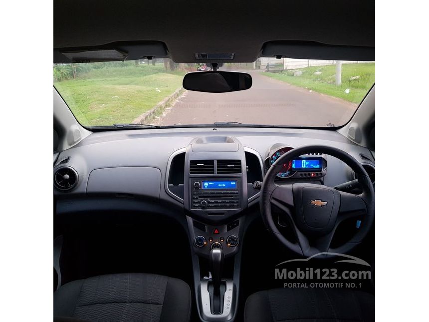 Jual Mobil Chevrolet Aveo 2012 LT 1.4 di Banten Automatic ...