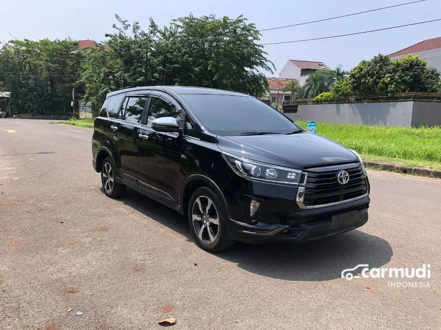 2021 Toyota Kijang Innova Venturer MPV