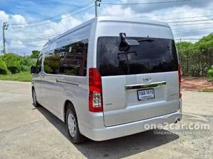 2022 Toyota Commuter 2.8 Van
