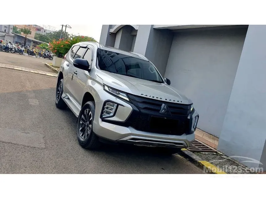 2021 Mitsubishi Pajero Sport Dakar 4x2 SUV