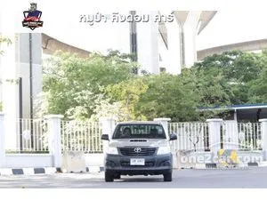 2013 Toyota HILUX VIGO 2.5 Champ G Smart Cab Pickup