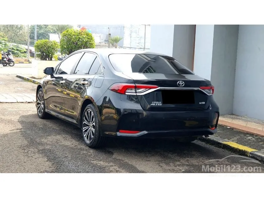 2021 Toyota Corolla Altis V Sedan