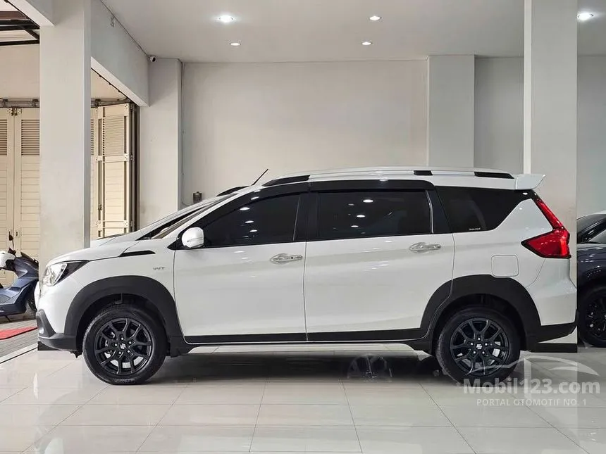 2025 Suzuki XL7 Beta Hybrid SUV