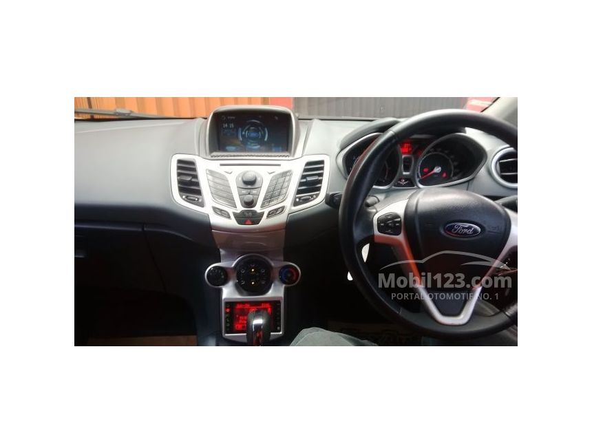 Jual Mobil Ford Fiesta 2012 Sport 1.6 di Banten Automatic 