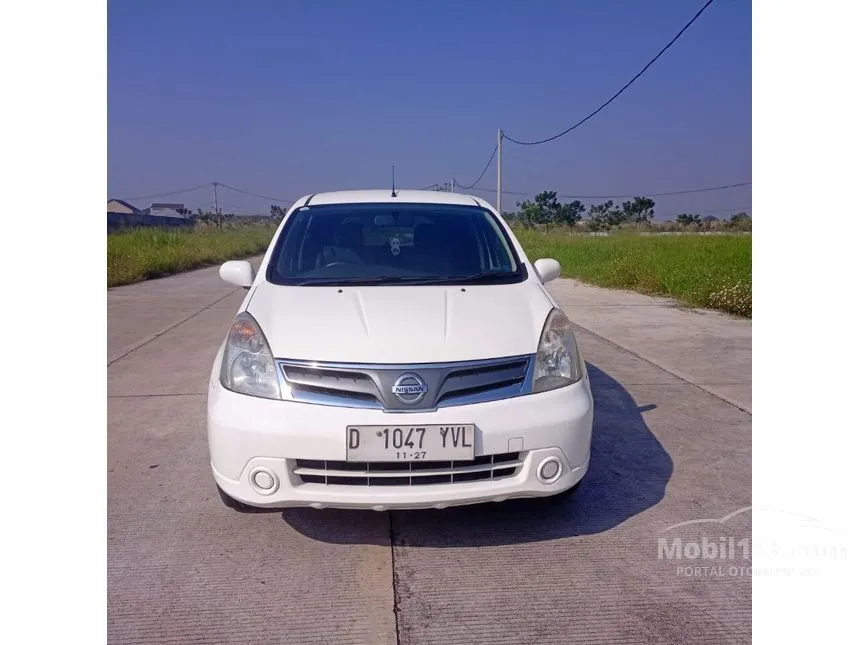 2012 Nissan Grand Livina SV MPV