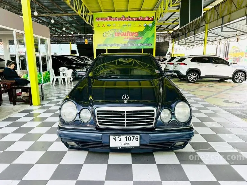 1996 Mercedes-Benz E230 Elegance Sedan