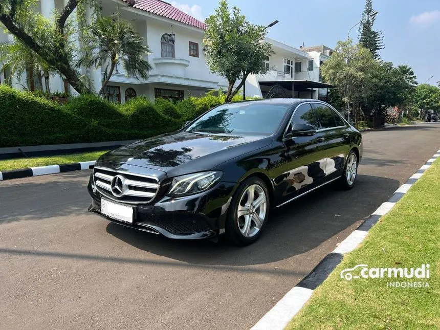 2016 Mercedes-Benz E250 Avantgarde CKD Sedan