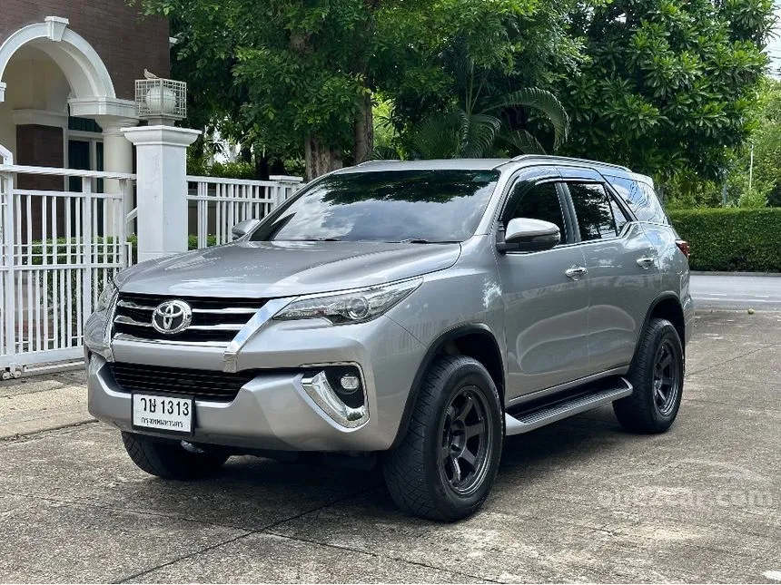 2018 Toyota FORTUNER V SUV