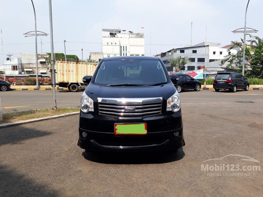 Jual Mobil Toyota NAV1 2014 Luxury V 2.0 di DKI Jakarta 