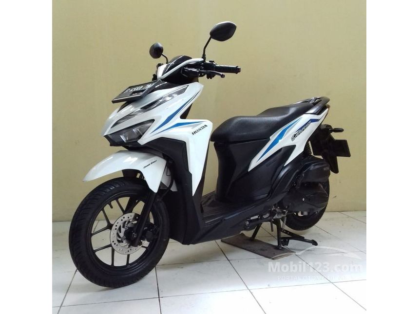 Jual Motor Honda Vario 19 125 0 1 Di Jawa Barat Automatic Others Putih Rp 17 700 000 Mobil123 Com