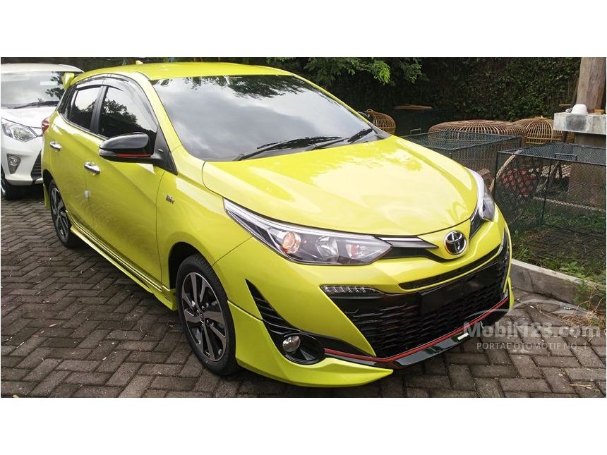  Paling  Keren  24 Gambar  Yaris Warna  Kuning Gani Gambar 